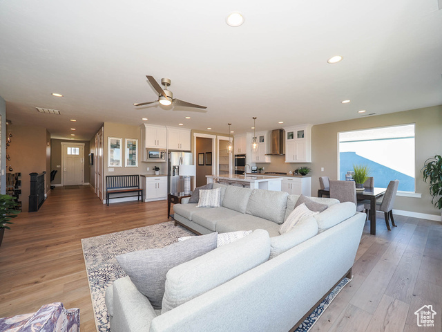 Photo 10 for MLS #2113258 at 5678 W Blue Creek Dr