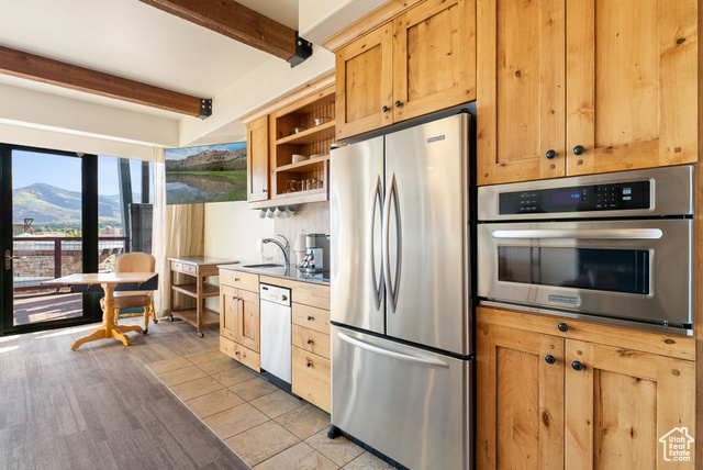 Photo 14 for MLS #2113265 at 1476 Newpark Blvd #402