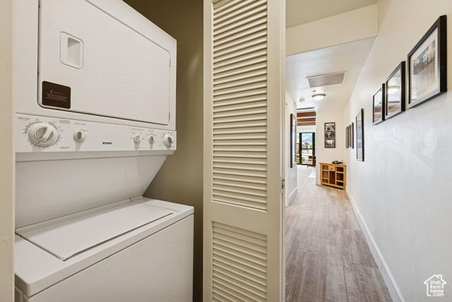 Photo 30 for MLS #2113265 at 1476 Newpark Blvd #402