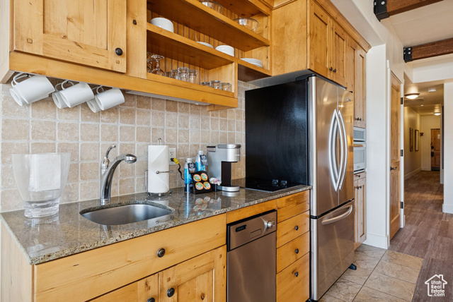 Photo 15 for MLS #2113265 at 1476 Newpark Blvd #402
