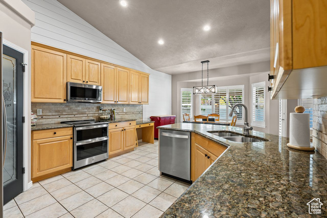 Photo 11 for MLS #2113267 at 9734 S Glenwood Ln