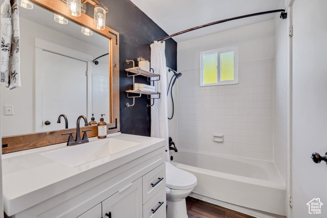 Photo 13 for MLS #2113275 at 5449 S 3570 West