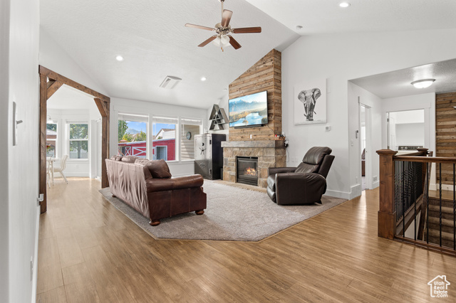 Photo 9 for MLS #2113281 at 903 W 100 South