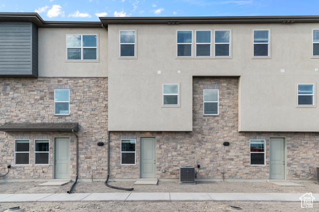 Photo 17 for MLS #2113285 at 554 N Buffalo Grass Ln