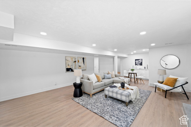 Photo 29 for MLS #2113305 at 1644 E Pebble Beach Cir