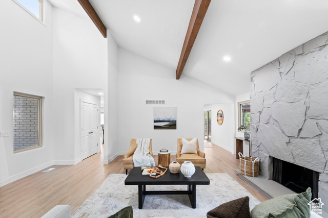 Photo 7 for MLS #2113305 at 1644 E Pebble Beach Cir