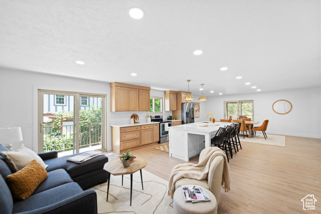 Photo 13 for MLS #2113305 at 1644 E Pebble Beach Cir