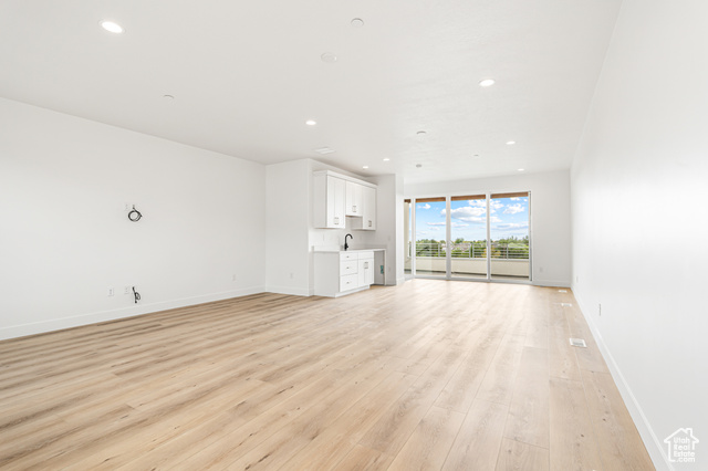 Photo 14 for MLS #2113318 at 10978 S Lake Run Rd #158