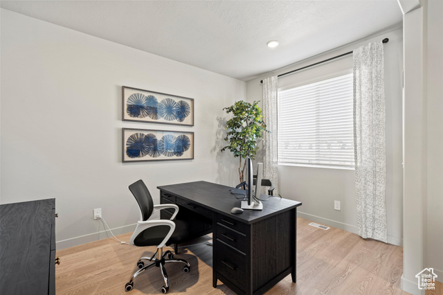 Photo 9 for MLS #2113326 at 3438 N Gina St #1210