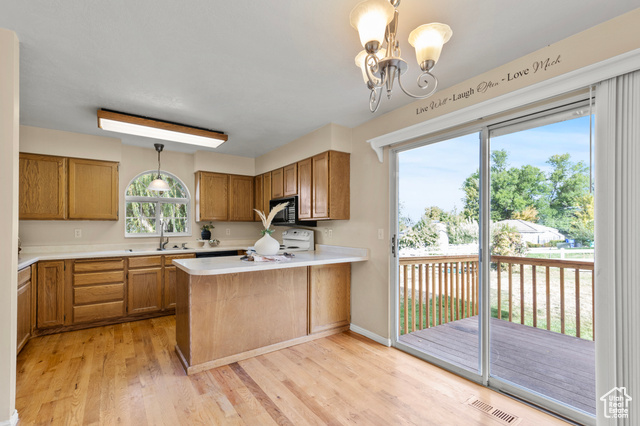 Photo 13 for MLS #2113345 at 43 E 1825 North