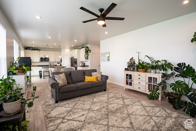 Photo 5 for MLS #2113364 at 7911 N Seattle Slew Rd