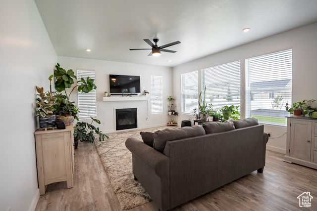 Photo 6 for MLS #2113364 at 7911 N Seattle Slew Rd