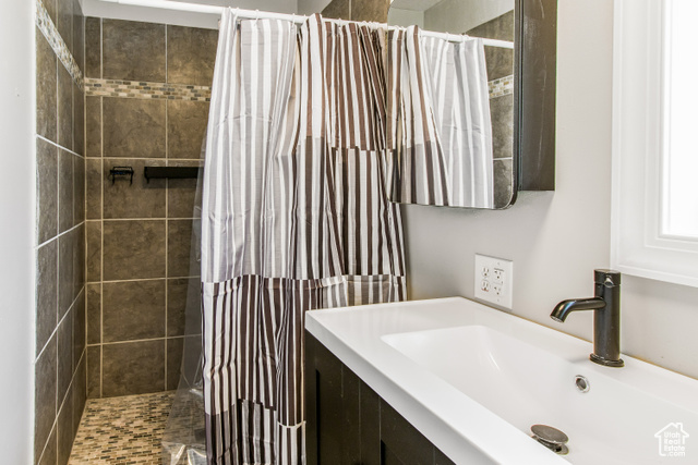 Photo 13 for MLS #2113373 at 5751 W Chantilly Cir