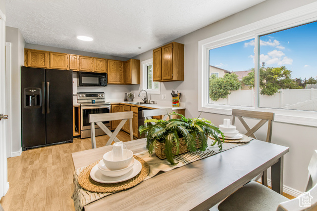 Photo 5 for MLS #2113373 at 5751 W Chantilly Cir