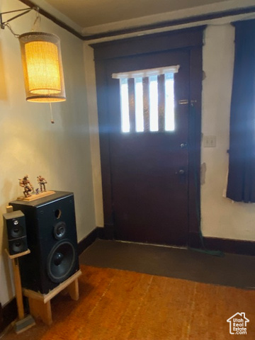 Photo 4 for MLS #2113375 at 328 S Carbon Ave