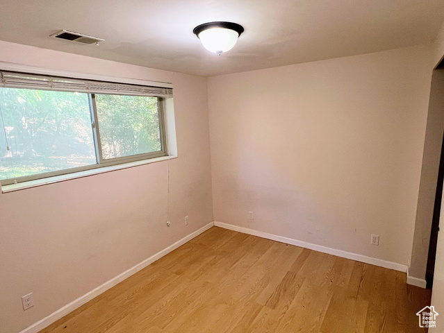Photo 19 for MLS #2113385 at 724 S Hislop