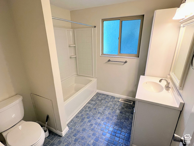 Photo 17 for MLS #2113385 at 724 S Hislop
