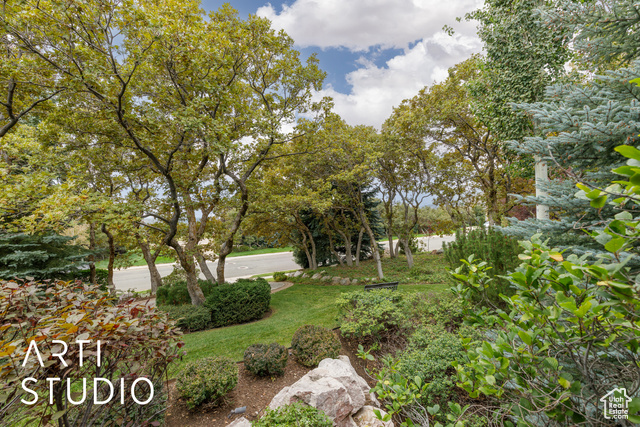 Photo 14 for MLS #2113399 at 3532 N Layton Ridge Dr