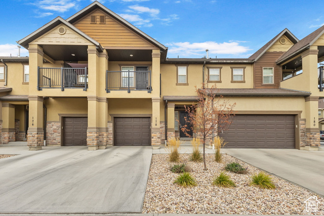 Photo 3 for MLS #2113401 at 178 E Catagena Pkwy