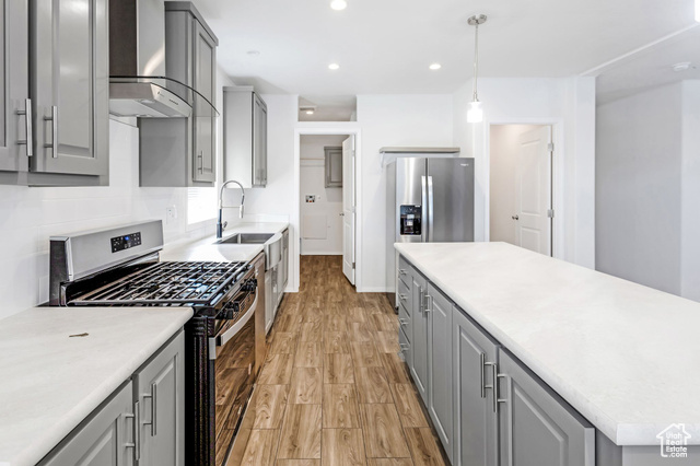 Photo 6 for MLS #2113417 at 1500 N Angel St #12