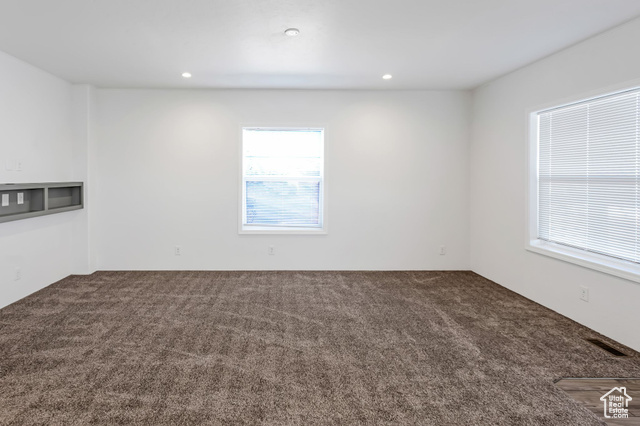 Photo 11 for MLS #2113417 at 1500 N Angel St #12