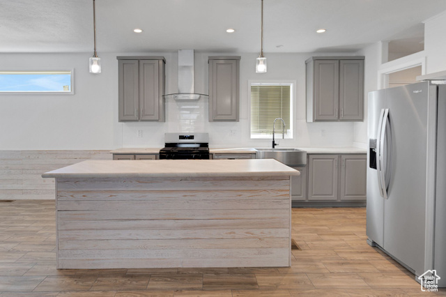 Photo 5 for MLS #2113417 at 1500 N Angel St #12