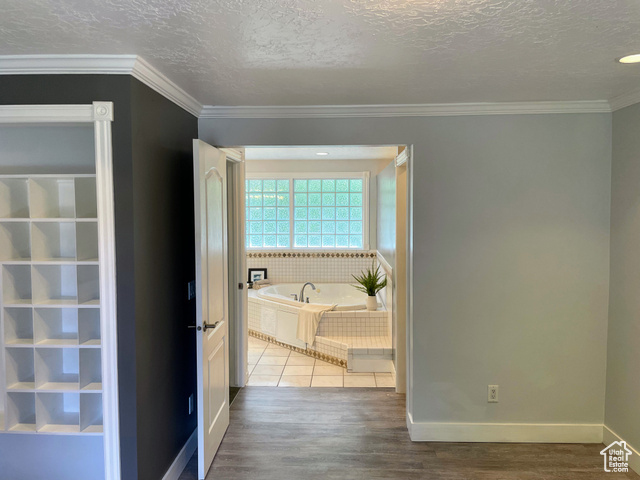 Photo 8 - 1100 E Webster Dr, Sandy UT 84094