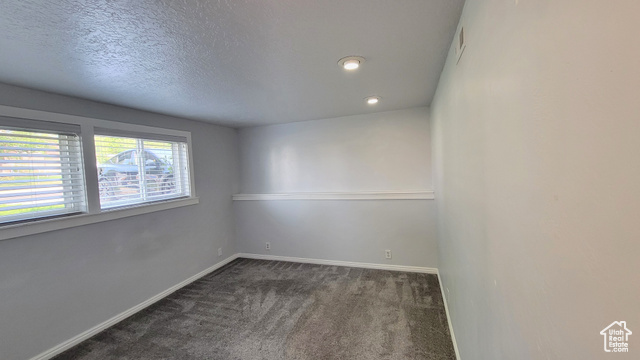 Photo 12 - 1100 E Webster Dr, Sandy UT 84094