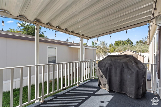 Photo 4 for MLS #2113476 at 2600 N Hill Field Rd #4