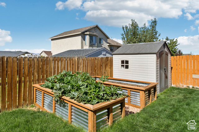Photo 9 for MLS #2113484 at 541 N Coleman