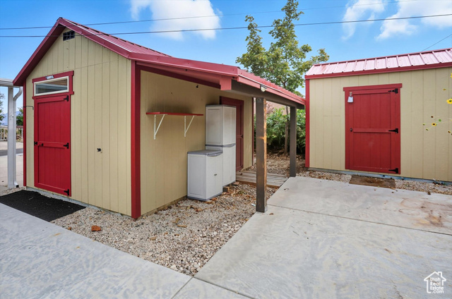 Photo 14 for MLS #2113485 at 5352 S Charlotte Ave