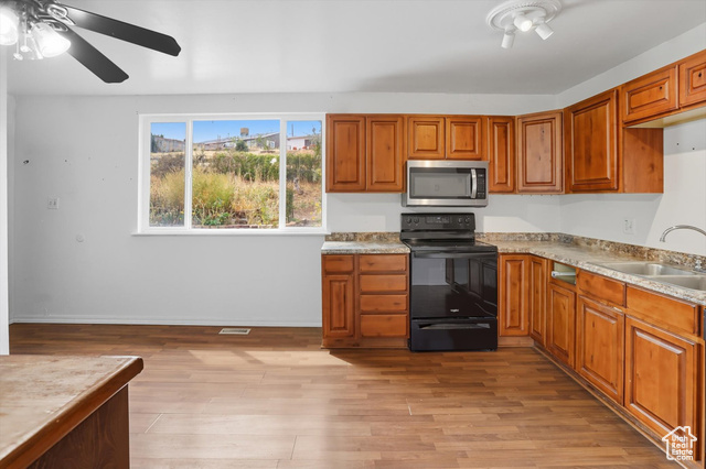 Photo 3 for MLS #2113485 at 5352 S Charlotte Ave