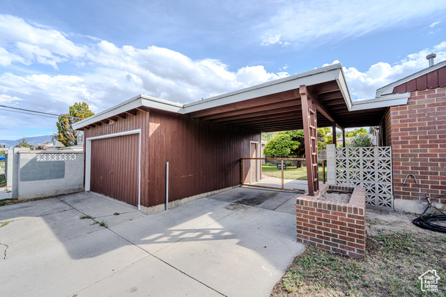 Photo 10 for MLS #2113506 at 3369 S Maple Way