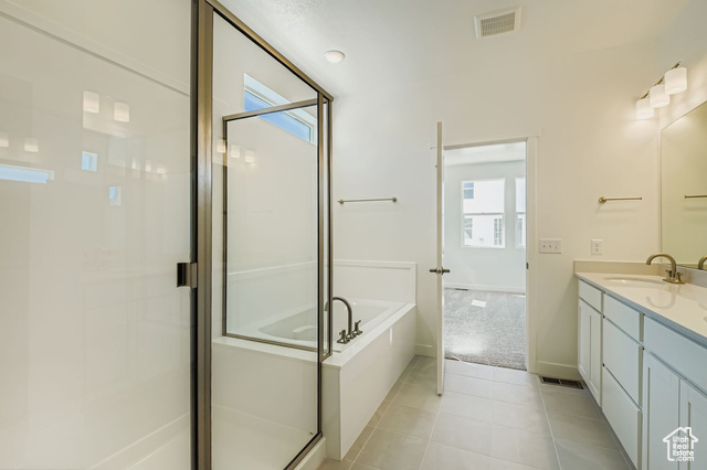 Photo 7 for MLS #2113507 at 5133 N Lukes St