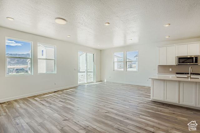 Photo 10 for MLS #2113507 at 5133 N Lukes St