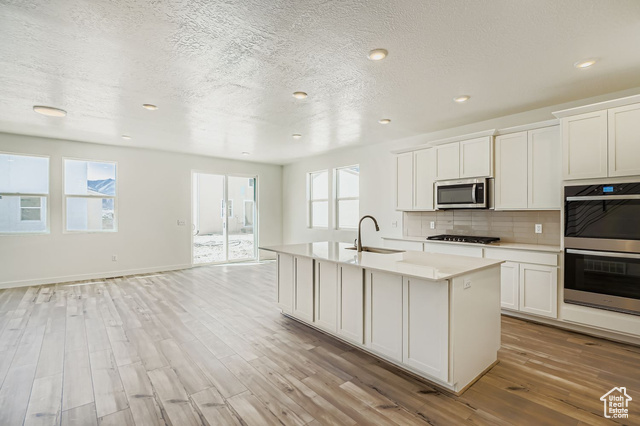 Photo 12 for MLS #2113507 at 5133 N Lukes St