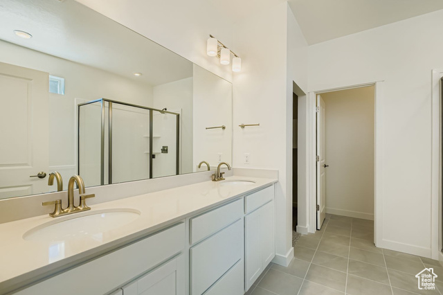 Photo 6 for MLS #2113507 at 5133 N Lukes St