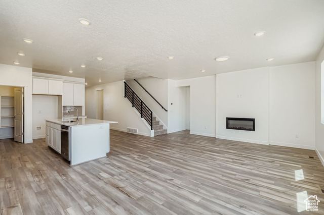 Photo 13 for MLS #2113507 at 5133 N Lukes St