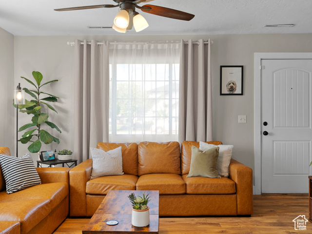 Photo 9 for MLS #2113510 at 289 W 200 South