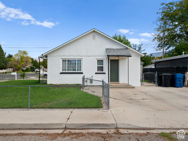 Photo 4 for MLS #2113510 at 289 W 200 South
