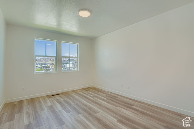 Photo 6 for MLS #2113511 at 5101 N Lukes St