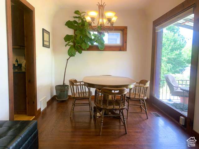 Photo 7 for MLS #2113516 at 320 W 100 South