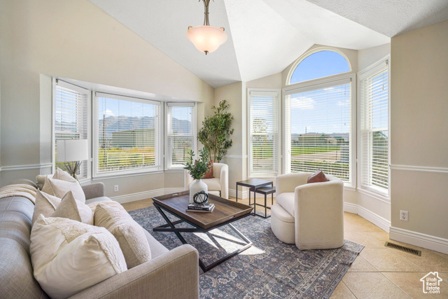 Photo 3 for MLS #2113518 at 1046 W 8925 South