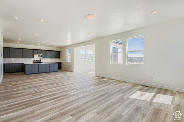 Photo 9 for MLS #2113527 at 166 E Clear Granite Way