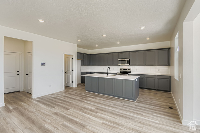 Photo 16 for MLS #2113527 at 166 E Clear Granite Way
