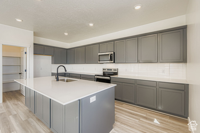 Photo 13 for MLS #2113527 at 166 E Clear Granite Way