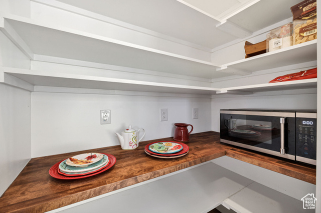Photo 22 for MLS #2113535 at 556 N 520 East