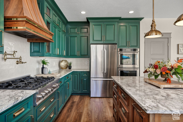 Photo 17 for MLS #2113535 at 556 N 520 East