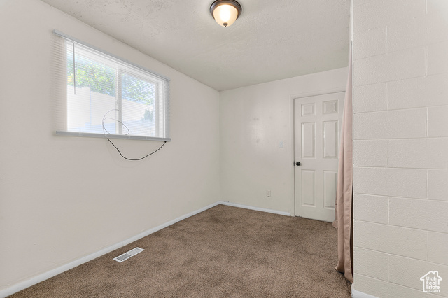 Photo 15 for MLS #2113539 at 670 S Main St #1-4