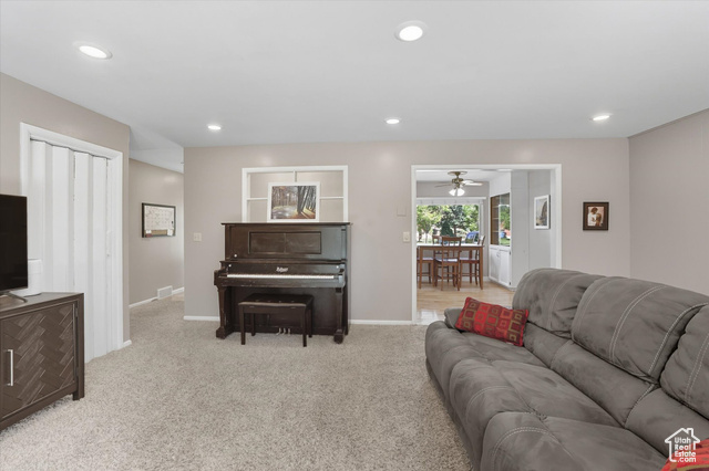 Photo 14 for MLS #2113557 at 813 N 1400 East